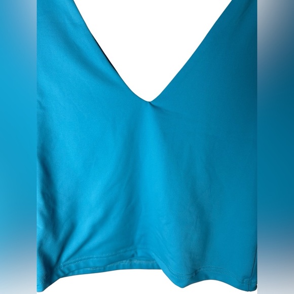 Lovepoem by Block V-Neck Crop Tank Top Blue Sleeveless Stretch Womens Size Small - Picture 3 of 7